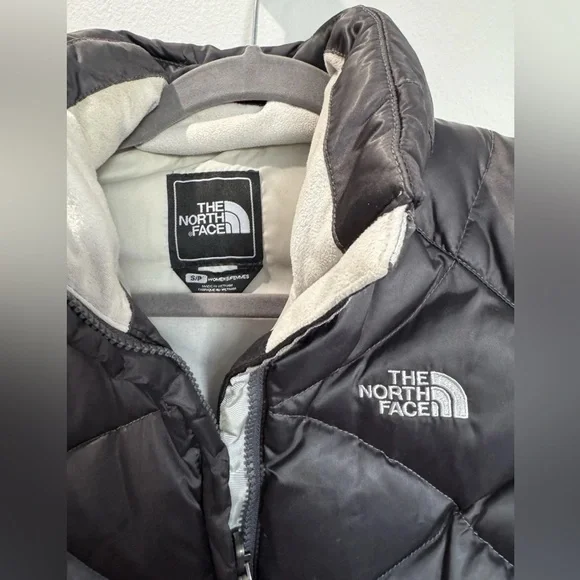 The North Face Puffer Vest S Small Black 550 Goose Down Full Zip Pockets - Picture 3 of 4